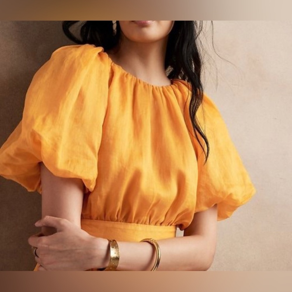 Banana Republic Size S Ramie Open Back Top in Mango